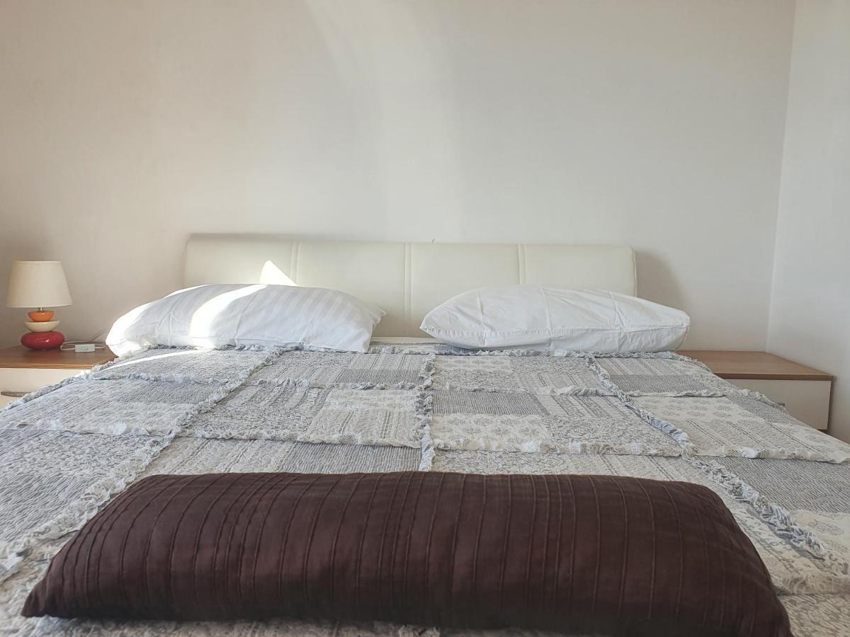 Cozy Two-Bedroom Apartment Zadar Exteriör bild